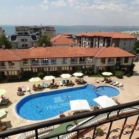 Triumph, Saint Vlas Sveti Vlas