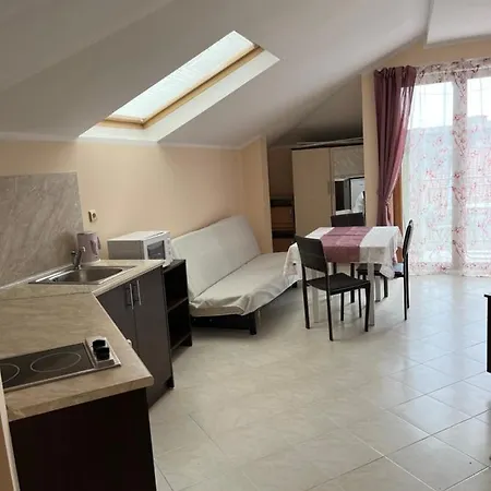 Triumph, Saint Vlas Apartment Sveti Vlas
