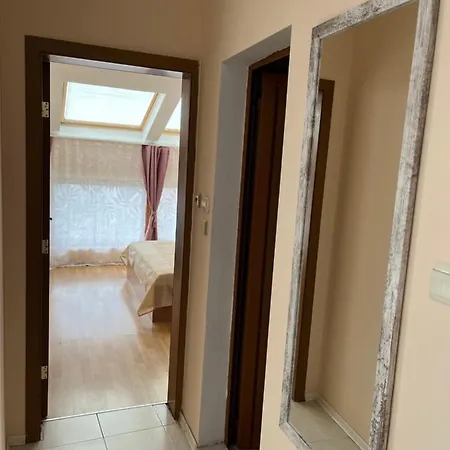 Apartment Triumph, Saint Vlas